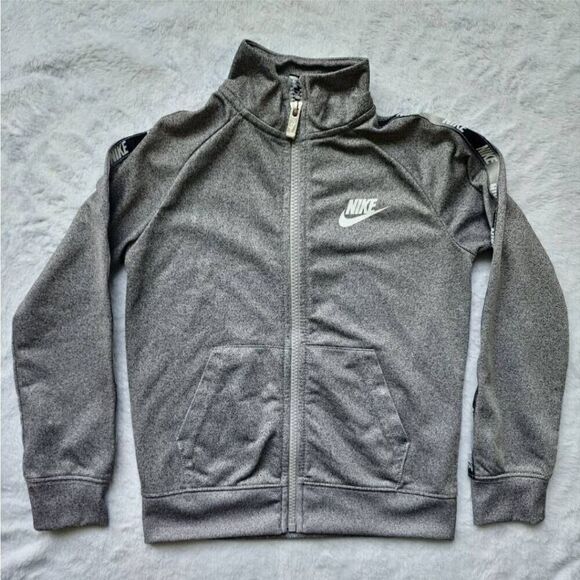 Boys Nike's gray zip up light weight jacket size S (4-5yrs) - Picture 1 of 11